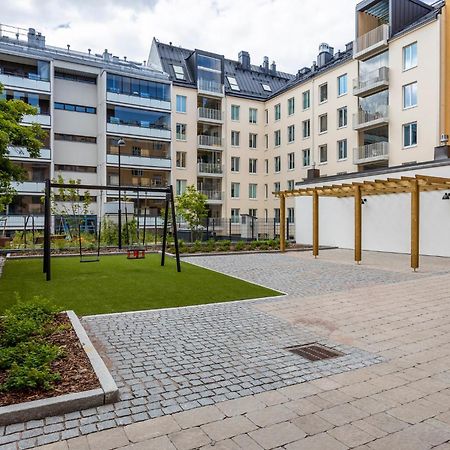 Stylish Flat In Trendy Kallio Helsinki Extérieur photo